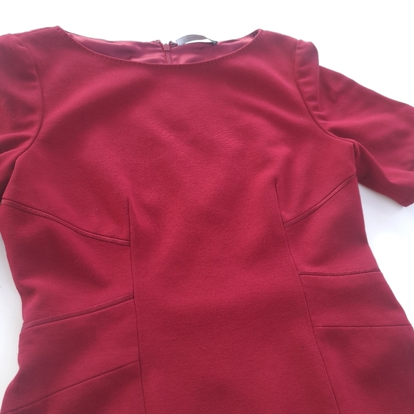 Elie Tahari Burgundy red sheath style‎ dress, size M back zipper, double lining. - Picture 7 of 16